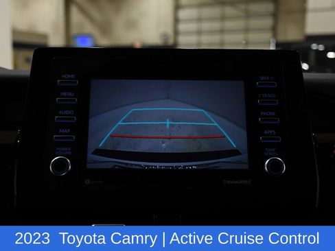 Used 2023 Toyota Camry SE image 18