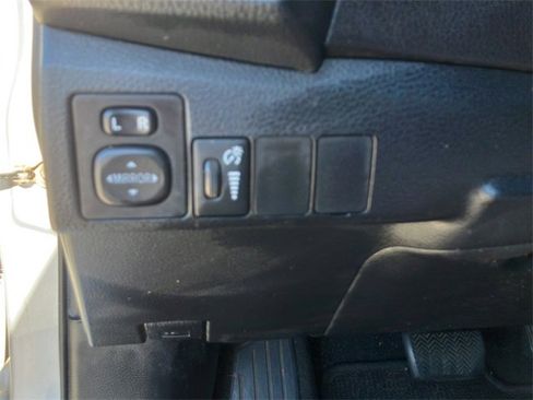 Used 2014 Toyota Corolla L image 20