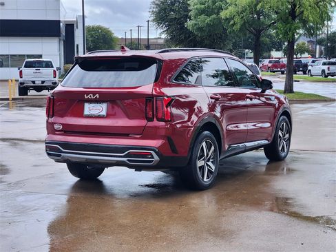 Used 2023 Kia Sorento EX image 7