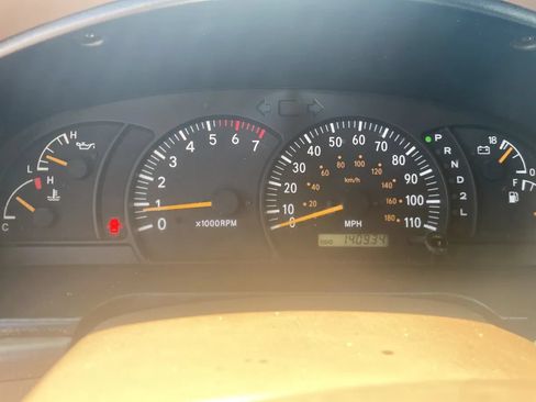 Used 2000 Toyota Tundra SR5 RWD image 10