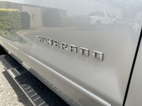 Used 2019 Chevrolet Silverado 1500 LT w/ All Star Edition AWD/4WD image 26