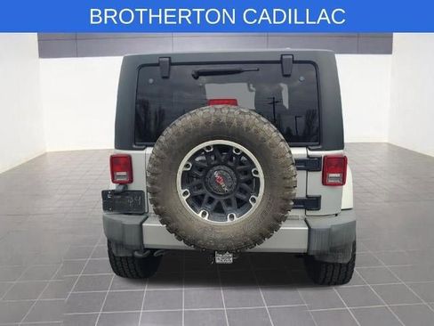 Used 2011 Jeep Wrangler Sahara w/ Dual Top Group image 7