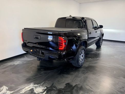 Used 2020 Toyota Tacoma Limited AWD/4WD image 24