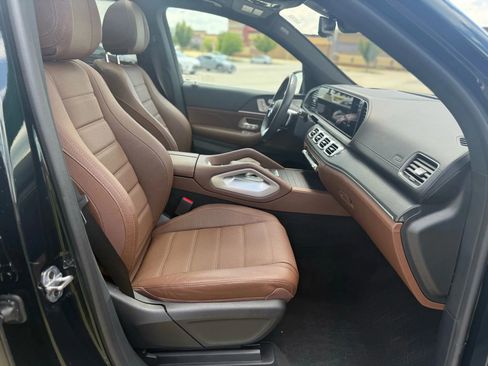 Used 2024 Mercedes-Benz GLS 450 4MATIC w/ Pinnacle Trim Package image 30