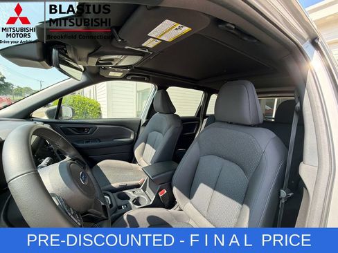 Used 2025 Subaru Forester Premium w/ Convenience Package #1 AWD/4WD image 18