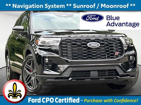Used 2025 Ford Explorer ST AWD/4WD image 1