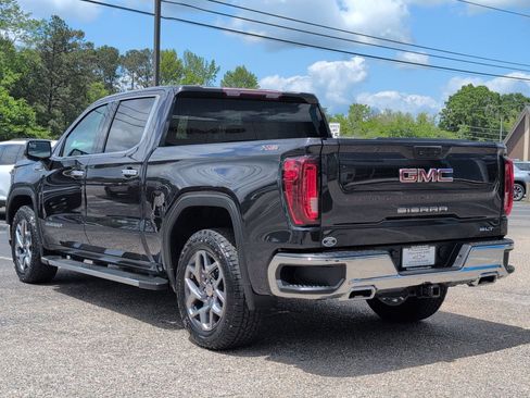 Used 2023 GMC Sierra 1500 SLT w/ SLT Premium Package AWD/4WD image 3