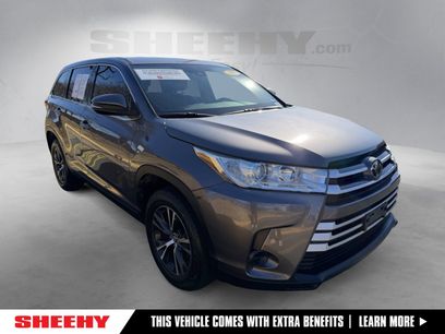 Certified 2019 Toyota Highlander LE