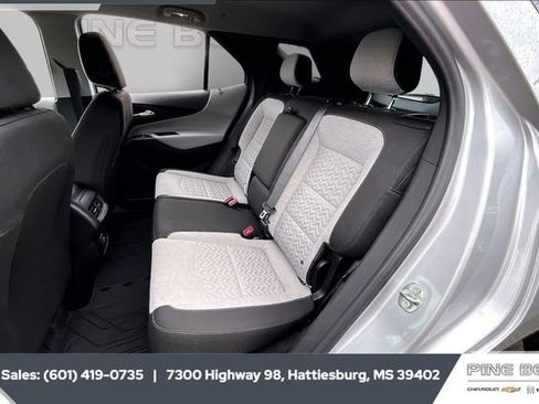 Used 2022 Chevrolet Equinox LT image 19