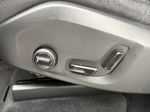 Used 2023 Volvo XC90 B6 Plus w/ Protection Package Premier image 27