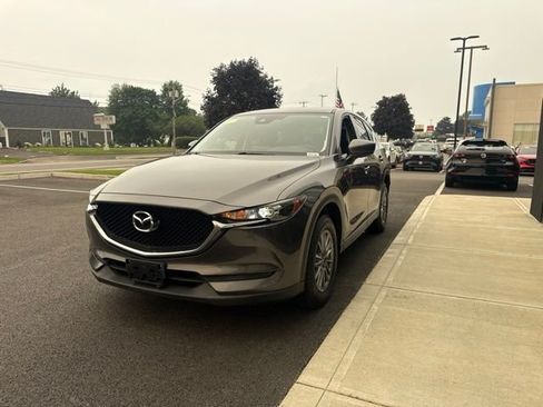 Used 2017 MAZDA CX-5 Touring AWD/4WD image 6