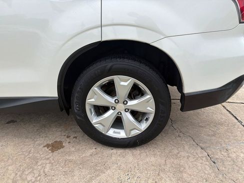 Used 2016 Subaru Forester 2.5i Premium w/ Popular Package #1 AWD/4WD image 37