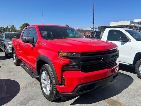 Used 2020 Chevrolet Silverado 1500 Custom w/ Custom Value Package AWD/4WD image 31