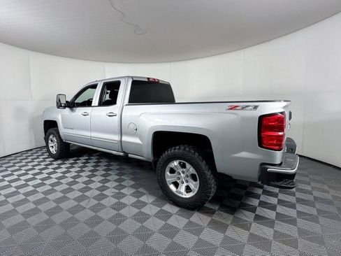 Used 2017 Chevrolet Silverado 1500 LT w/ All Star Edition AWD/4WD image 3