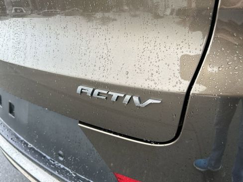 Used 2021 Chevrolet TrailBlazer ACTIV w/ Technology Package image 10