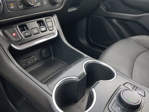 Used 2020 GMC Terrain SLT w/ Preferred Package FWD image 26