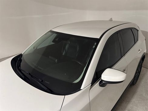 Used 2018 MAZDA CX-5 Touring image 13