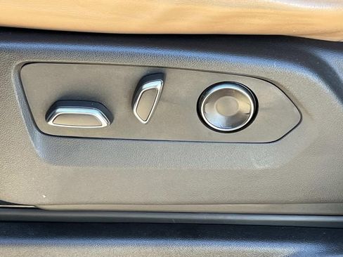 Certified 2024 Cadillac Escalade Premium Luxury image 27