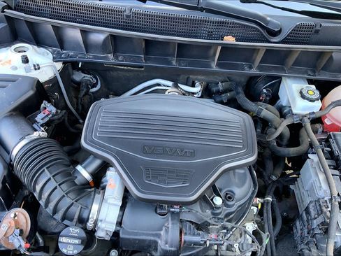 Used 2019 Cadillac XT5 Premium Luxury FWD image 31