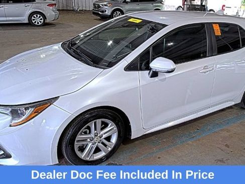 Used 2021 Toyota Corolla SE FWD image 1