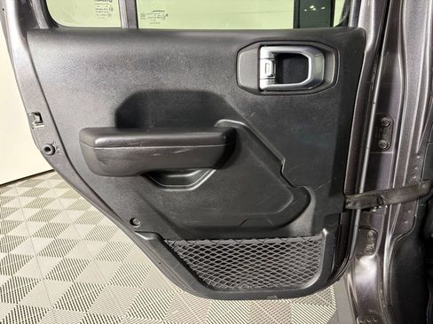 Used 2020 Jeep Wrangler Unlimited Sport S AWD/4WD image 42