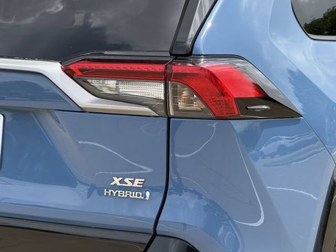 Used 2023 Toyota RAV4 XSE AWD/4WD image 7