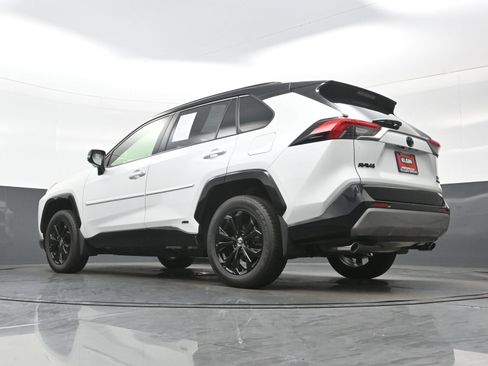 Used 2023 Toyota RAV4 XSE AWD/4WD image 32