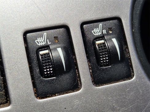 Used 2017 Toyota 4Runner SR5 Premium image 23