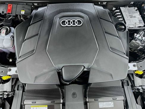 Certified 2025 Audi Q7 3.0T Premium Plus w/ Premium Plus Package image 30