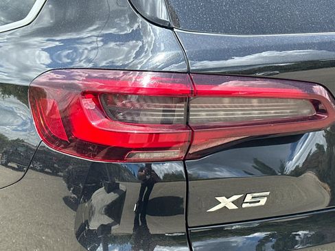 Used 2023 BMW X5 xDrive40i AWD/4WD image 15
