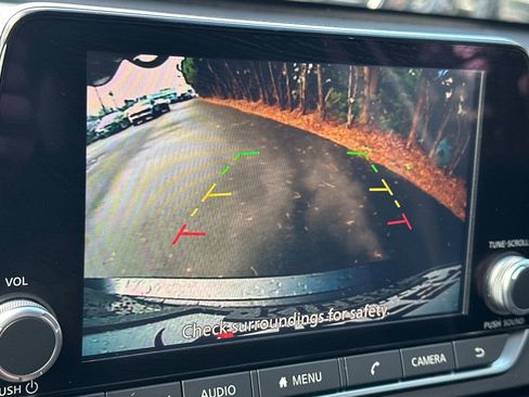 Used 2024 Nissan Altima 2.5 SV image 20