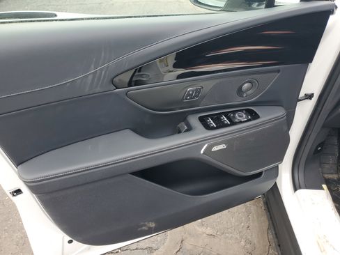 New 2026 Lincoln Nautilus Reserve w/ Jet Appearance Package image 8