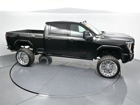 Used 2025 GMC Sierra 2500 AT4 w/ AT4 Premium Plus Package AWD/4WD image 41