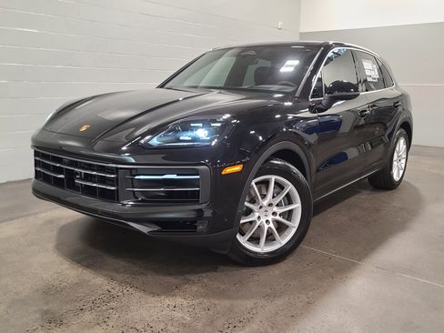 New 2026 Porsche Cayenne image 1