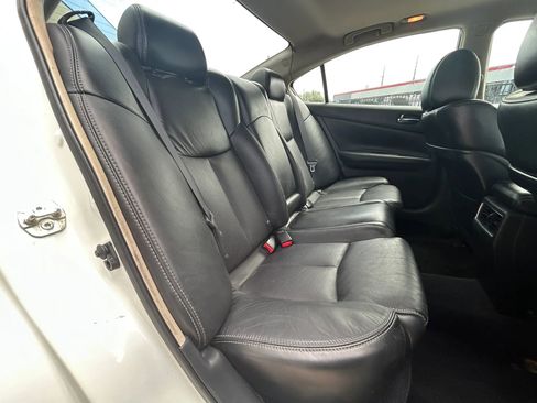 Used 2014 Nissan Maxima 3.5 SV w/ Sport Package image 16