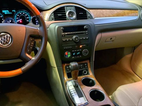 Used 2011 Buick Enclave CXL w/ Trailering Provision Package image 6