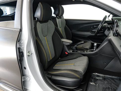 Used 2019 Hyundai Veloster Turbo R-Spec image 32