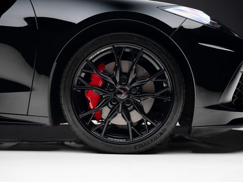Used 2024 Chevrolet Corvette Stingray Premium Cpe w/ Z51 Performance Package RWD image 41