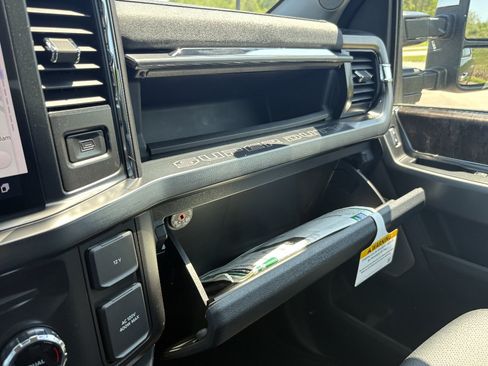 New 2026 Ford F350 Lariat w/ Lariat Ultimate Package AWD/4WD image 35