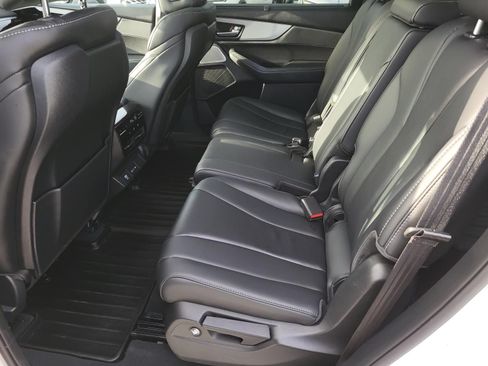 Used 2025 Acura MDX FWD w/ Technology Package image 14