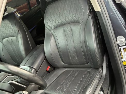 Used 2021 BMW X7 xDrive40i w/ Premium Package image 31