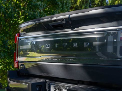 Used 2024 Ford F250 Limited w/ FX4 Off-Road Package image 12