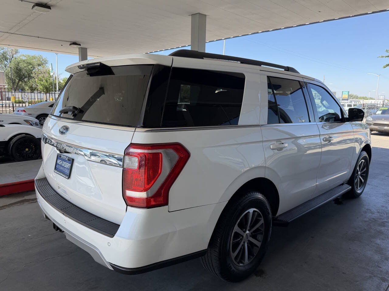 Used 2019 Ford Expedition XLT RWD image 5