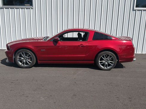 Used 2013 Ford Mustang GT w/ Brembo Brake Pkg RWD image 3