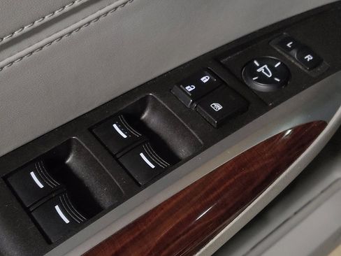 Used 2017 Acura TLX w/ Technology Package image 27