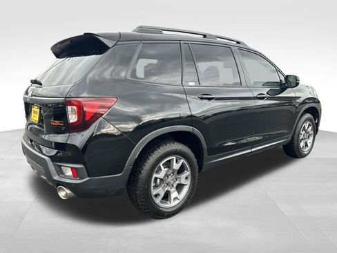Used 2022 Honda Passport TrailSport image 10