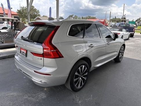 Used 2023 Volvo XC60 B5 Plus AWD/4WD image 6