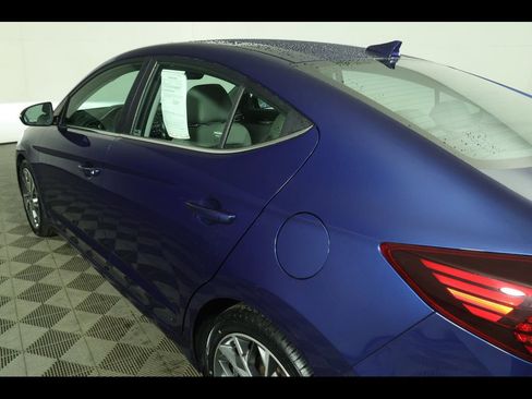 Used 2020 Hyundai Elantra Limited w/ Ultimate Package 03 FWD image 16