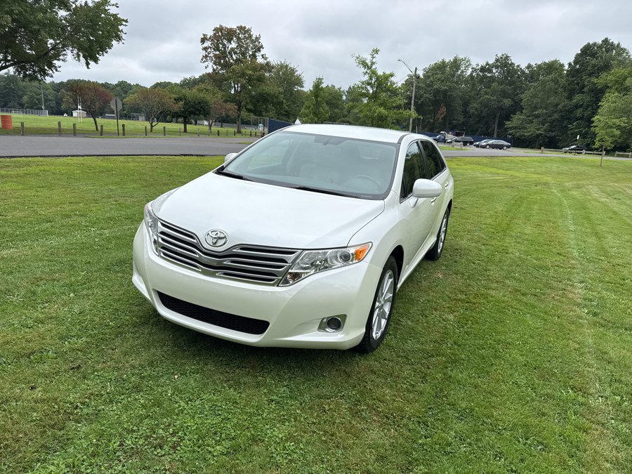 Used 2010 Toyota Venza AWD image 4