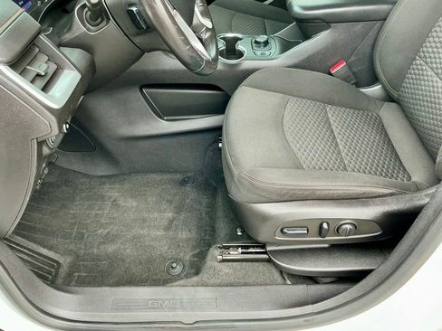 Used 2019 GMC Terrain SLE w/ Driver Convenience Package image 41